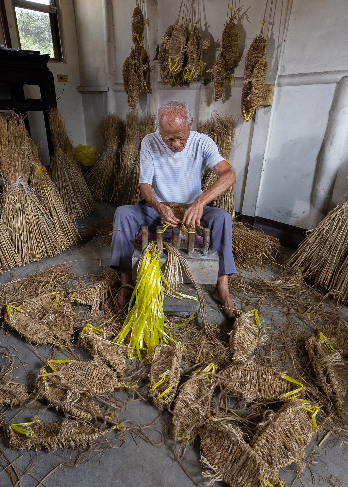 04.優選.製草鞋 6楊泔泉